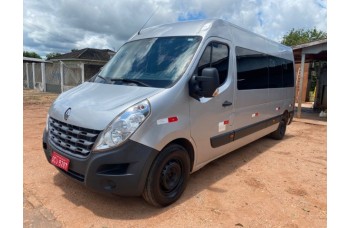 Van rental in Cuiabá is at lopes tur Turismo MT.